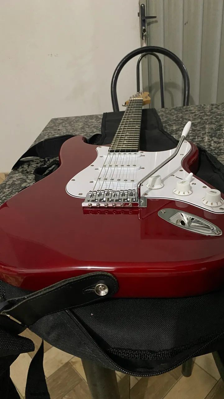 Guitarra Stratocaster  - Foto 4