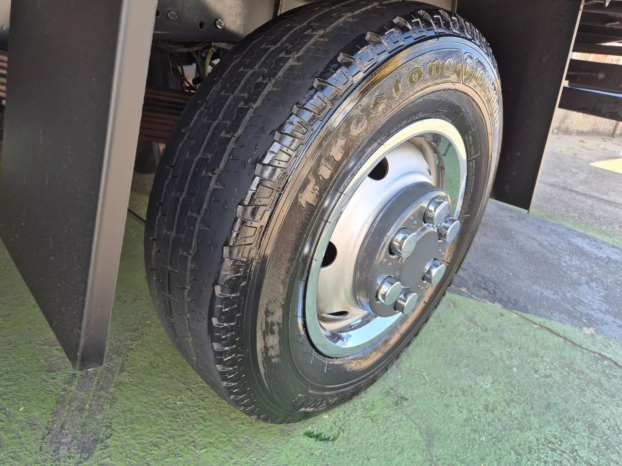 DAILY CHASSI 35S14 / HDCS CINZA 2010/2011 - Foto 3