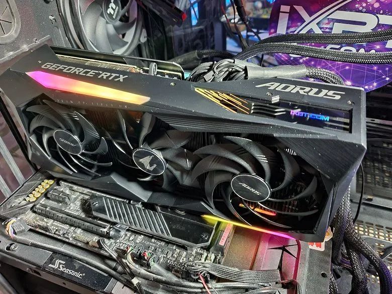 Rtx 3070ti Aorus Master LCD - Foto 2