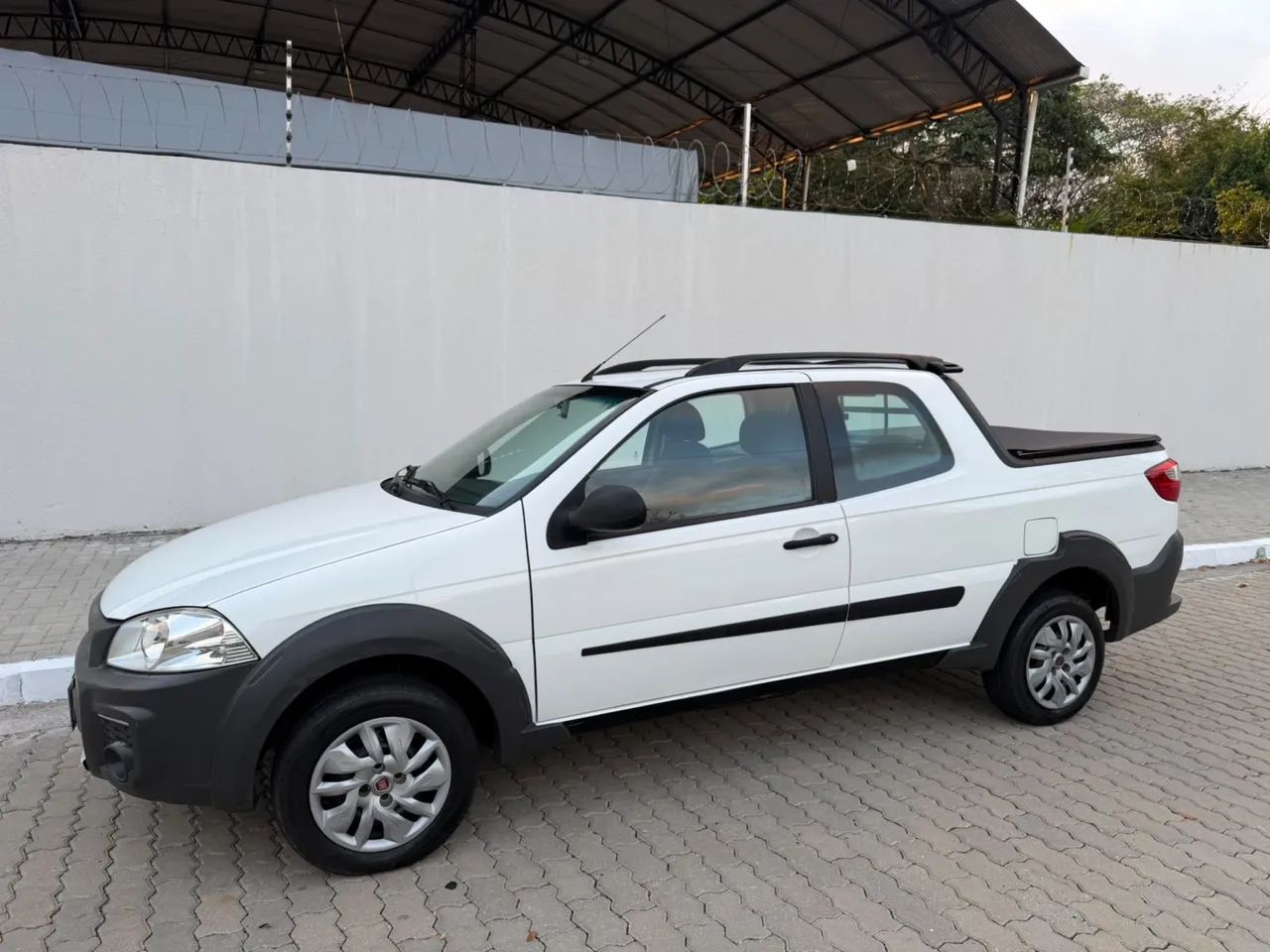 Fiat Strada Working 1.4 MPI Fire Flex 8V CD 2015 - Foto 4