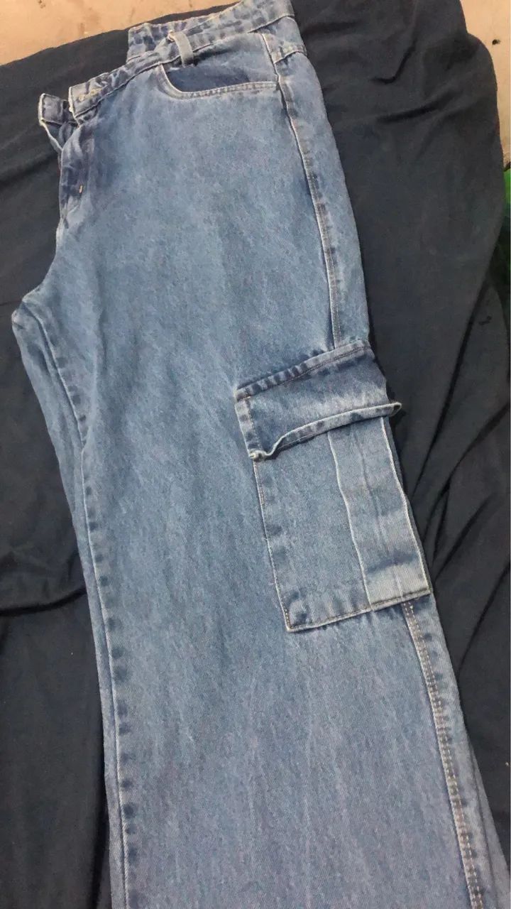 Calça cargo usada duas vezes  - Foto 2