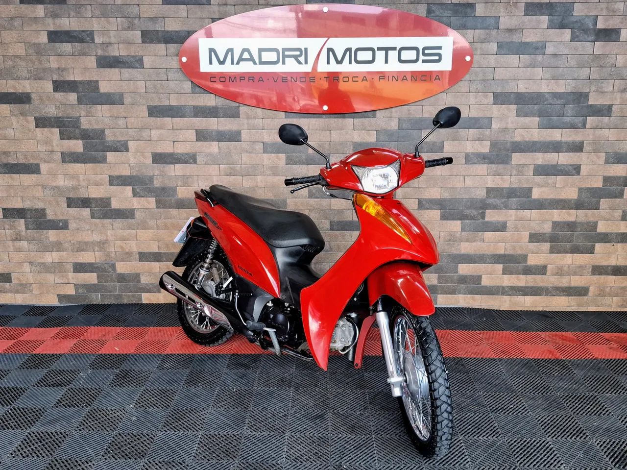 Honda BIZ 100 97 cc  - Foto 2