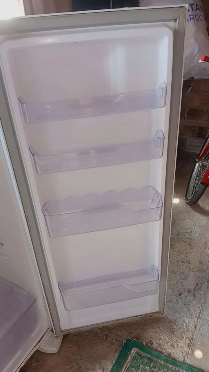 Vendo geladeira  - Foto 5