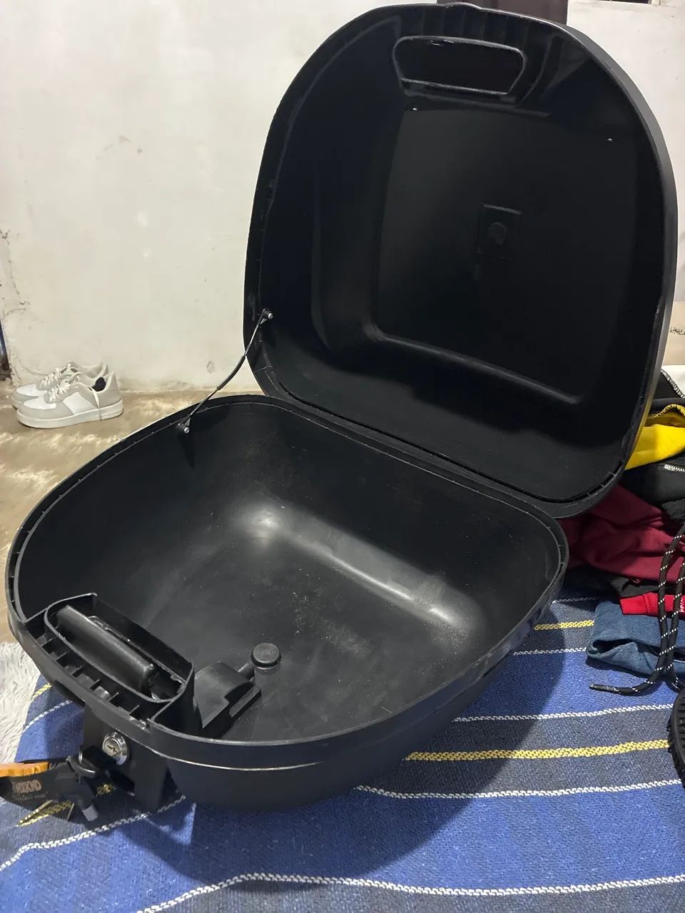 Baú moto marca pro tork 28 litro  - Foto 4