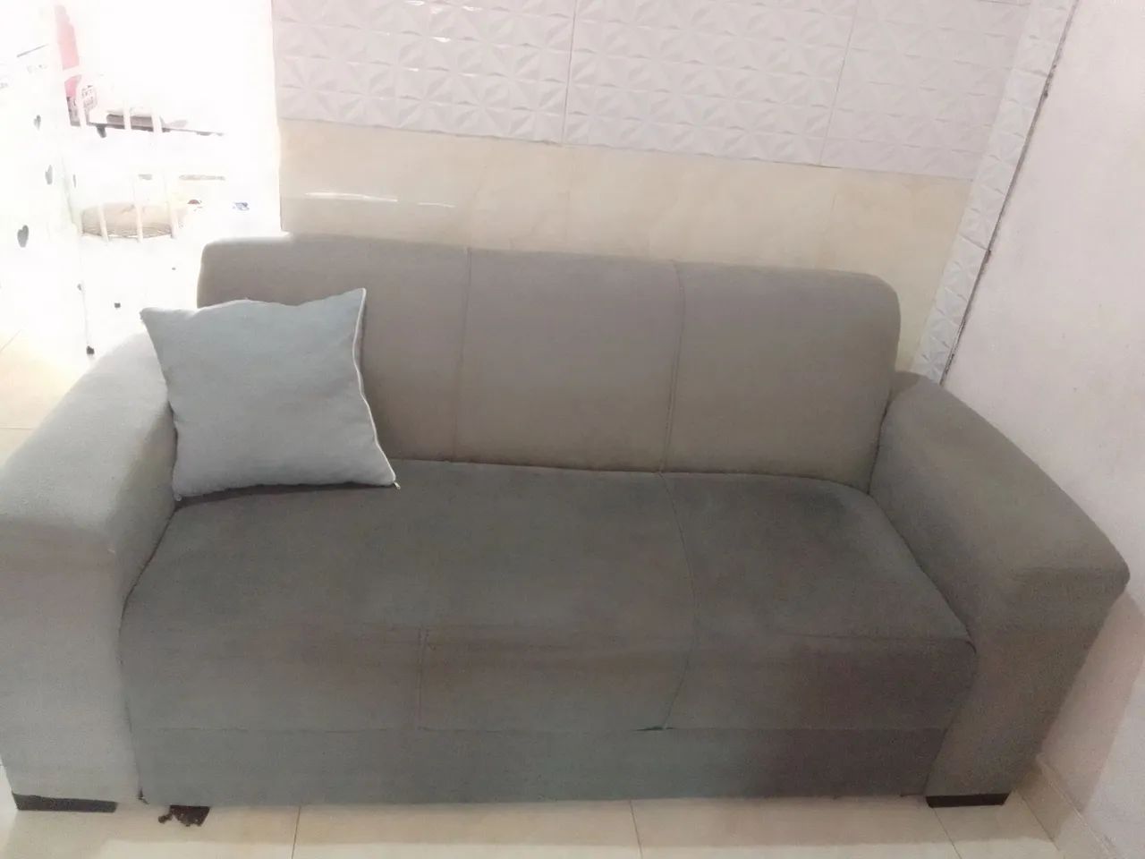 Vendo  2 sofá conservado - Foto 5