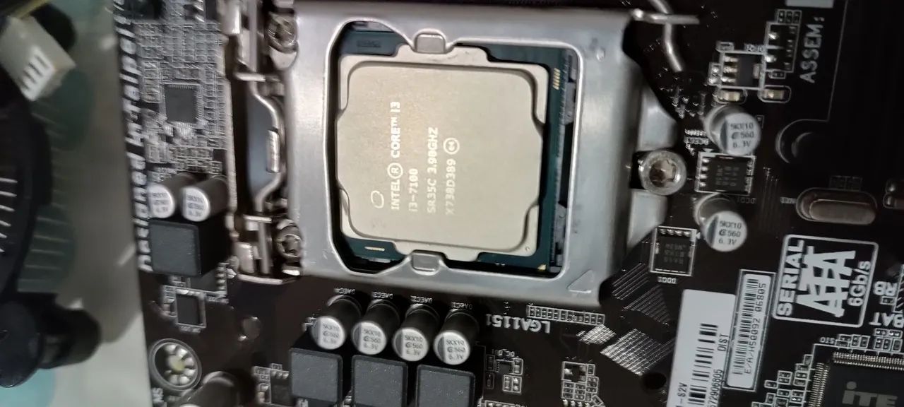 Kit placa mãe + processador I3 7° geração  + cooler Intel brinde  - Foto 2