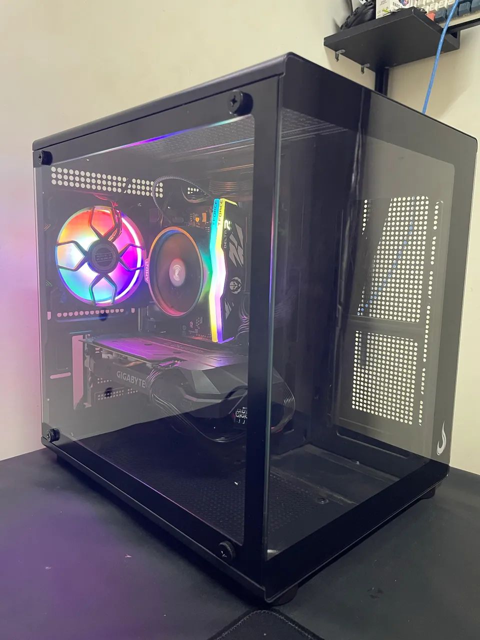 PC GAMER RYZEN 5/ GTX 1660