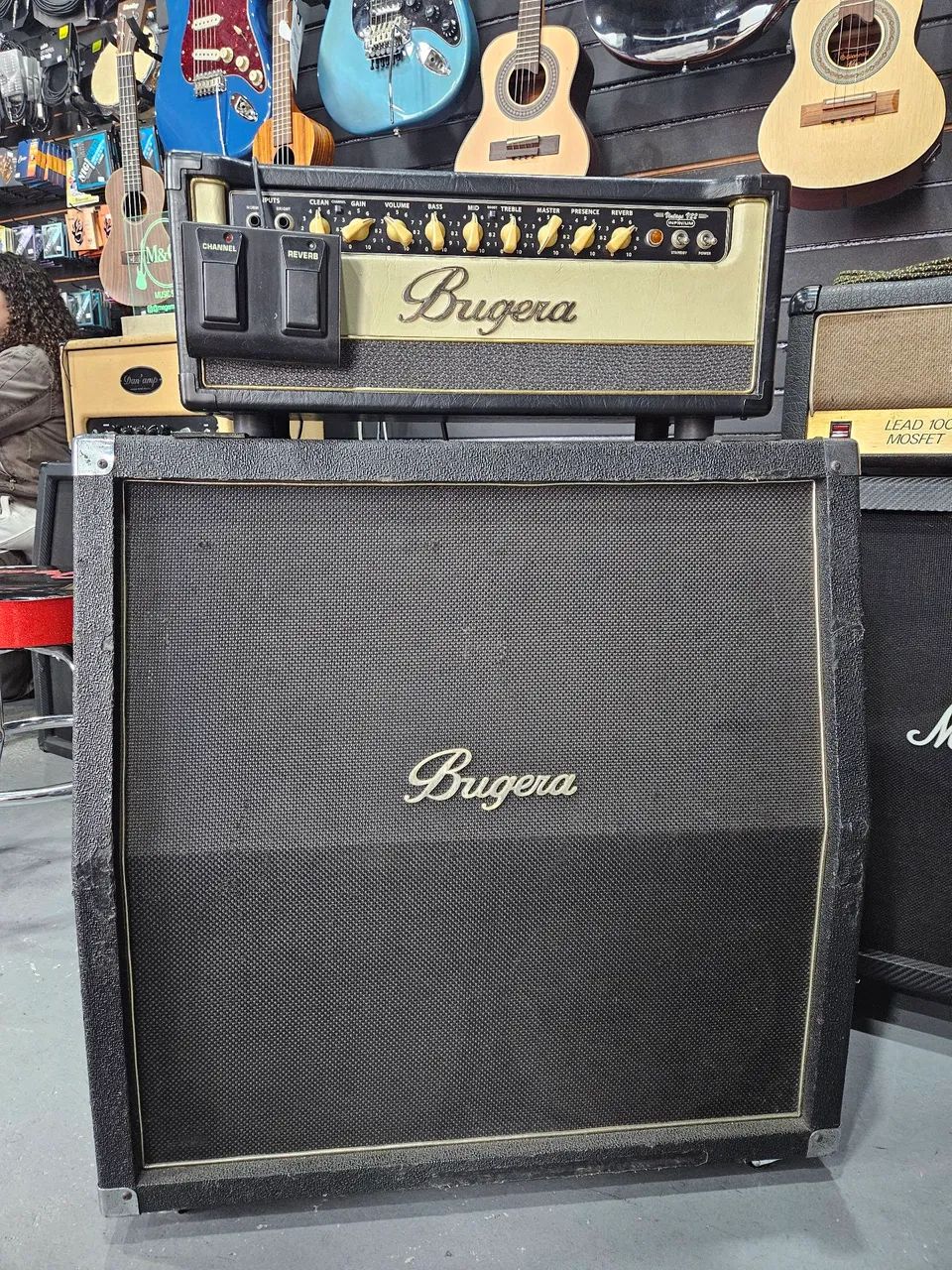 Bugera V22 infinium + Gabinete 4X12 