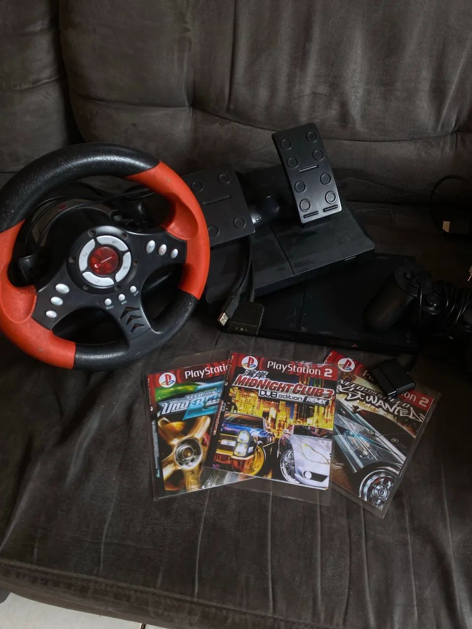 Ps2 conservado Com Volante e pedal e jogos 