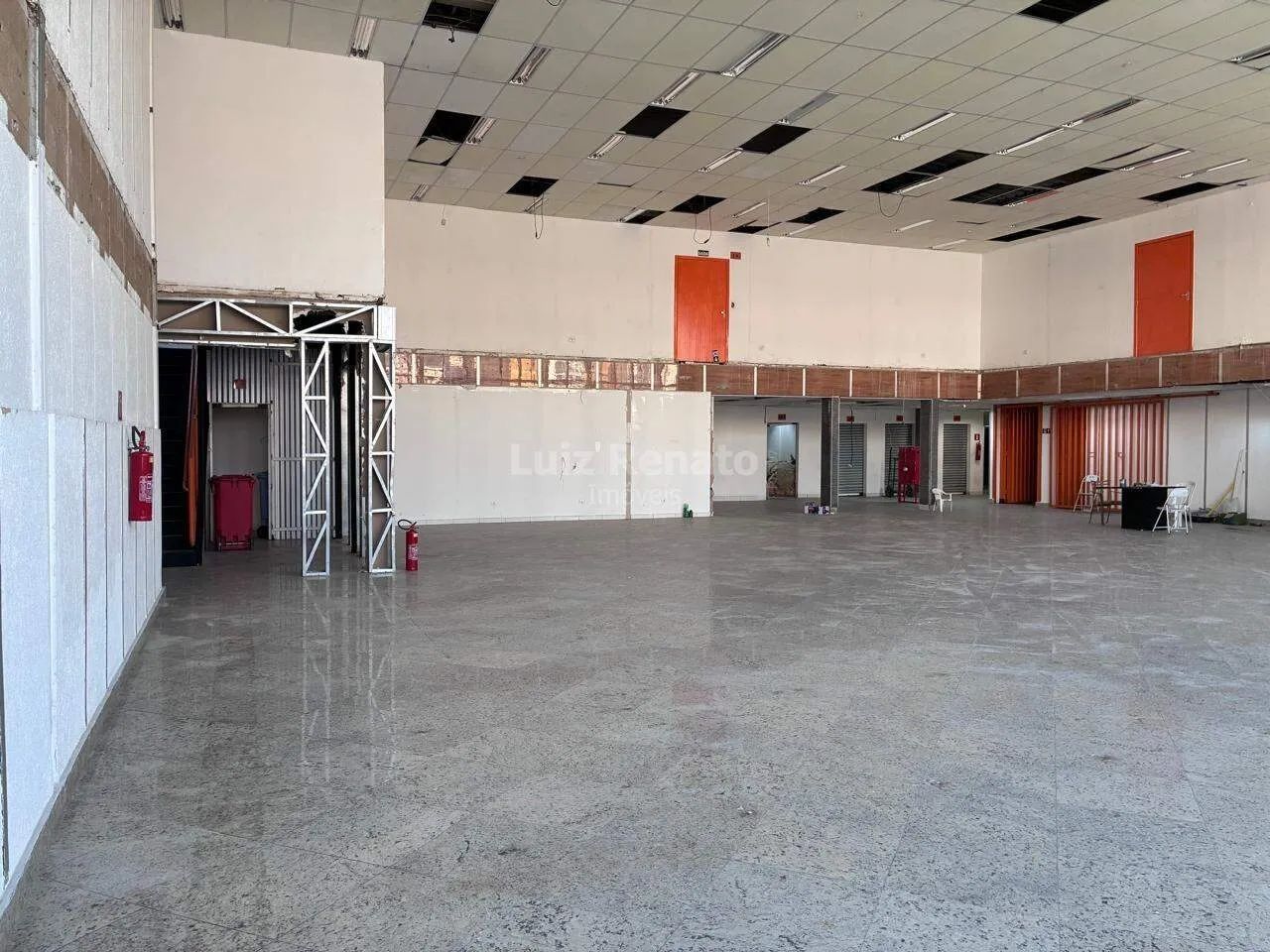 Prédio Comercial para locação, 1.700m² de área no Prado