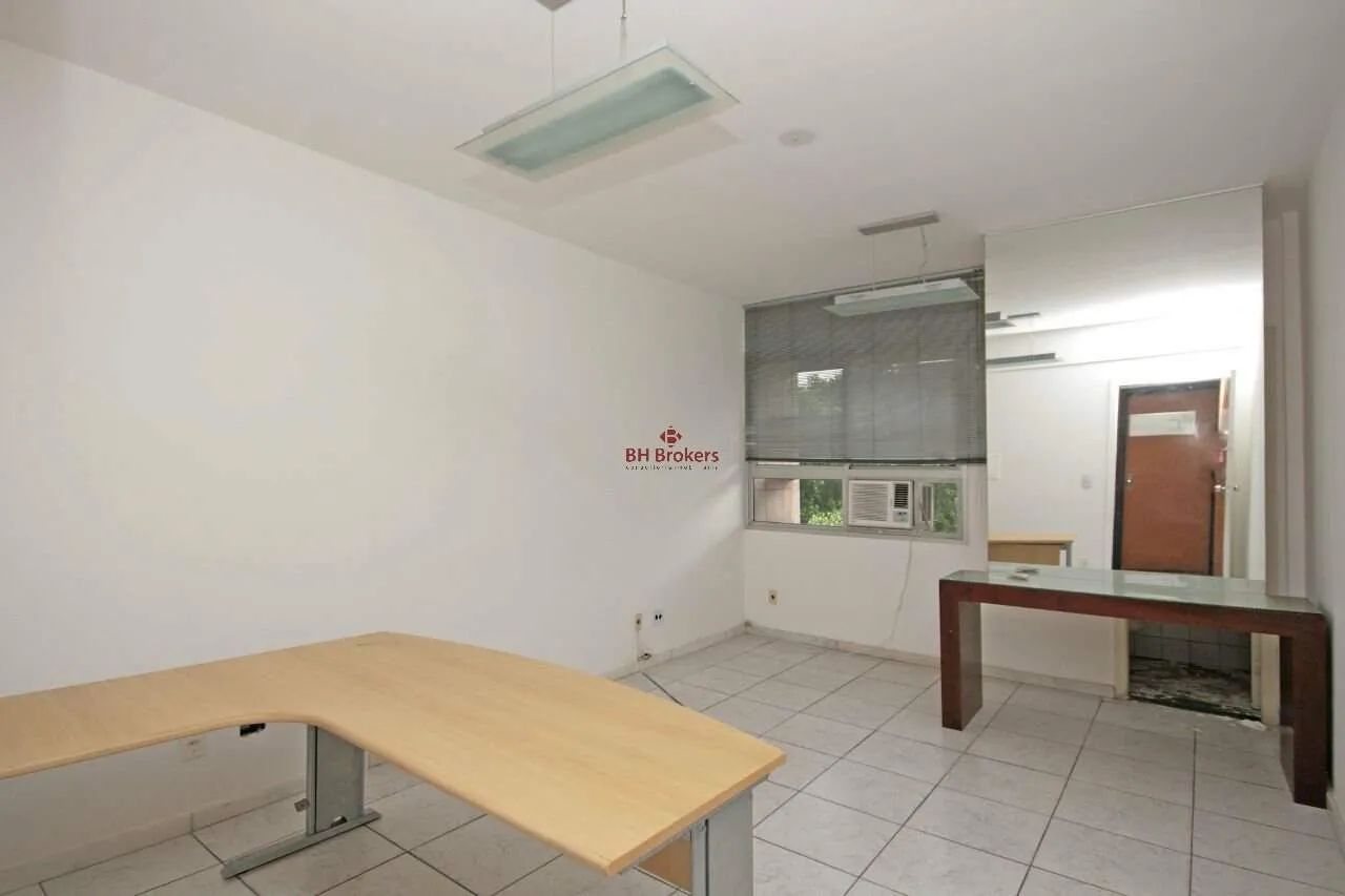 SALA COMERCIAL COM VAGA DE GARAGEM NA AVENIDA RAJA GABAGLIA - Foto 2