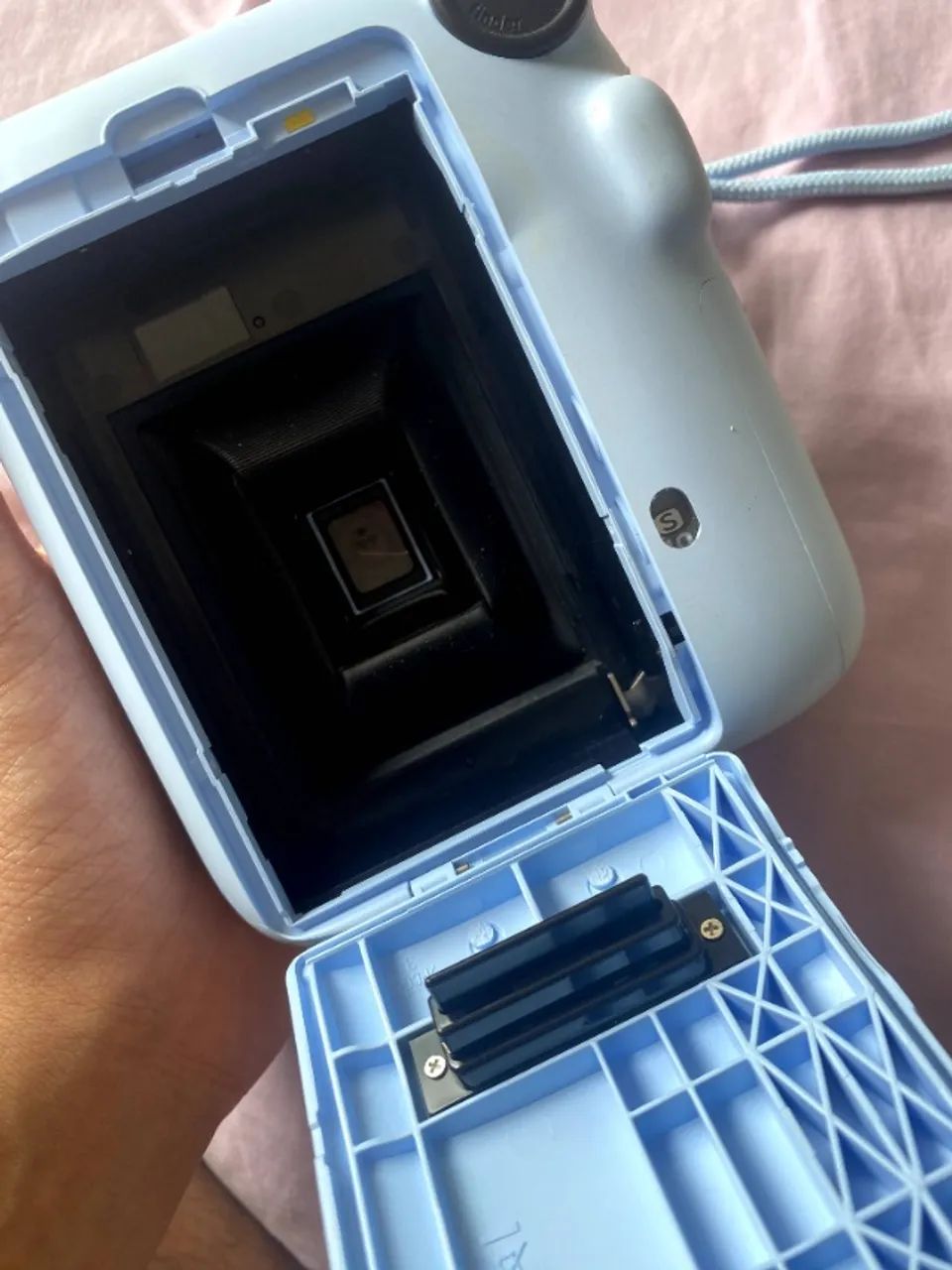 INSTAX MINI 12 AZUL CANDY - PRATICAMENTE NOVA! - Foto 6