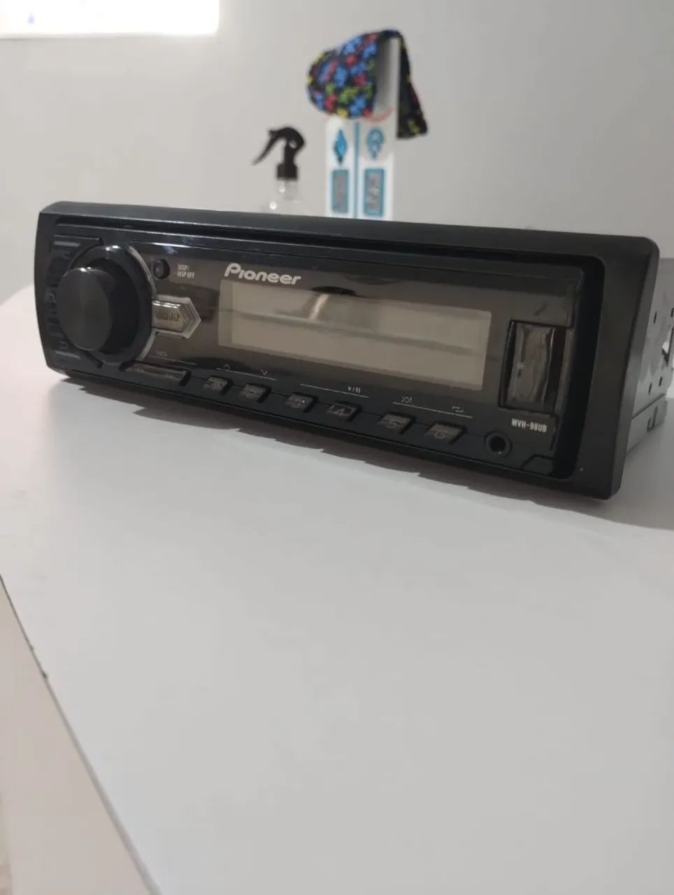 Pioneer MVH-98UB 