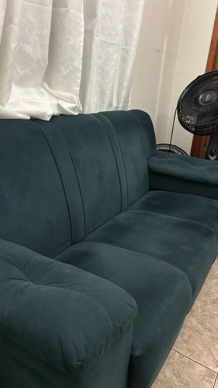 Sofá 3 Lugares Semi Novo - Impermeabilizado e Muito Conservado