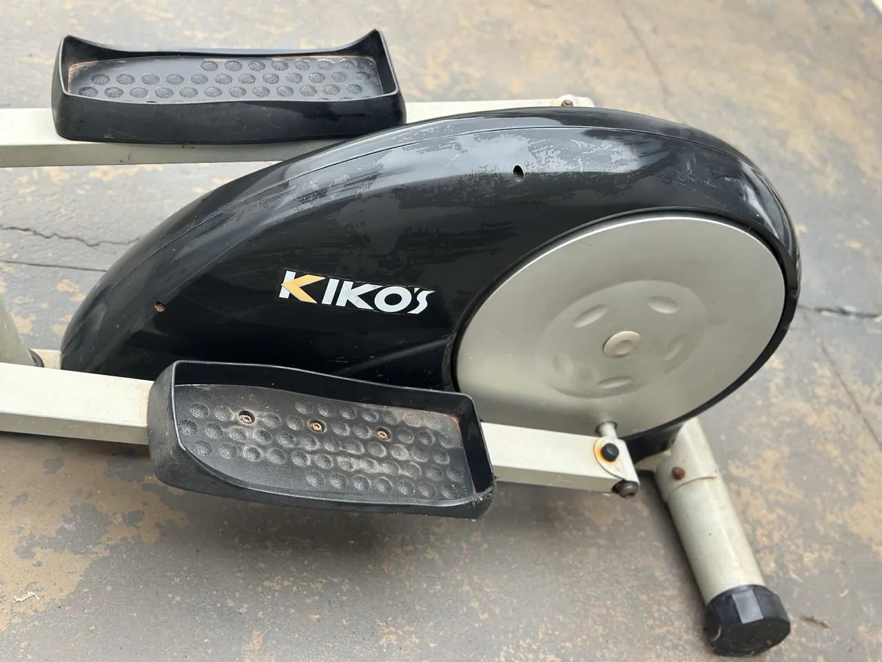 Aparelho de treino Eliptico da kikos super conservado  - Foto 4