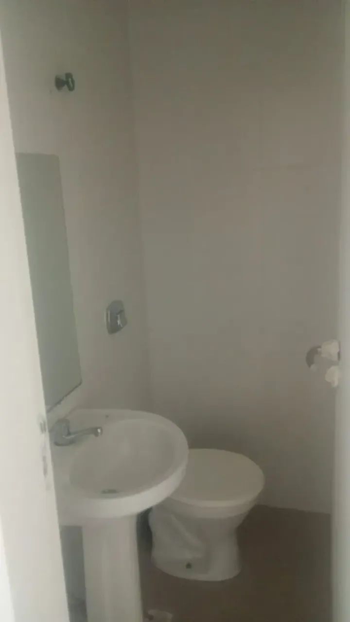 Alugo Sala Comercial em Duque de Caxias - Foto 2