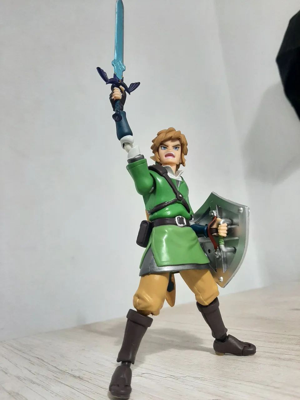 Boneco link Zelda skyward sword nintendo