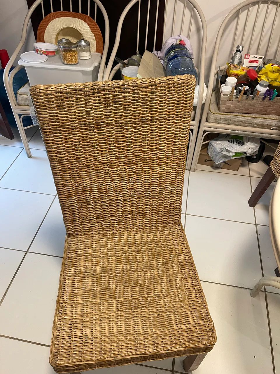 Cadeira de vime bem conservada  - Foto 2