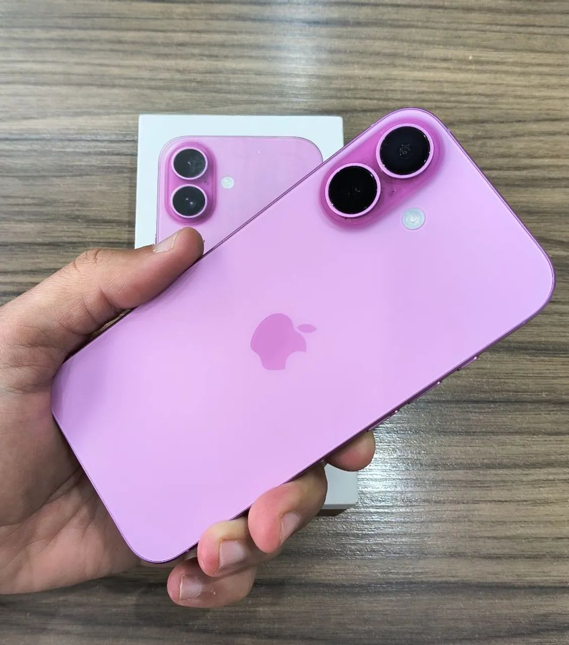 IPHONE 16 ROSA EM EXCELENTE ESTADO DE CONSERVAÇÃO  - Foto 2