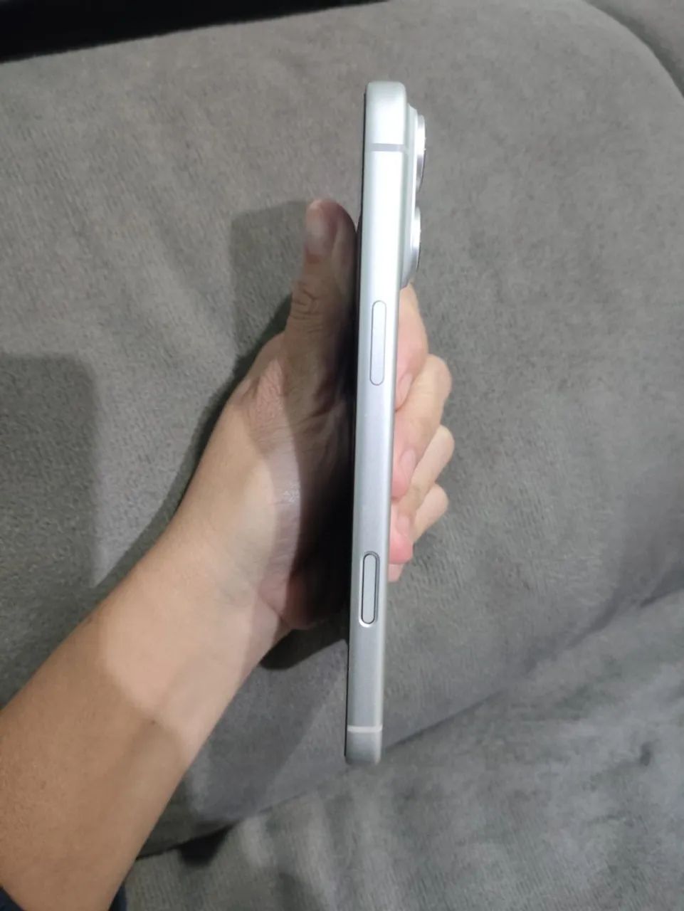 Vendo IPhone 17 pro Max 256 Gigas  - Foto 2