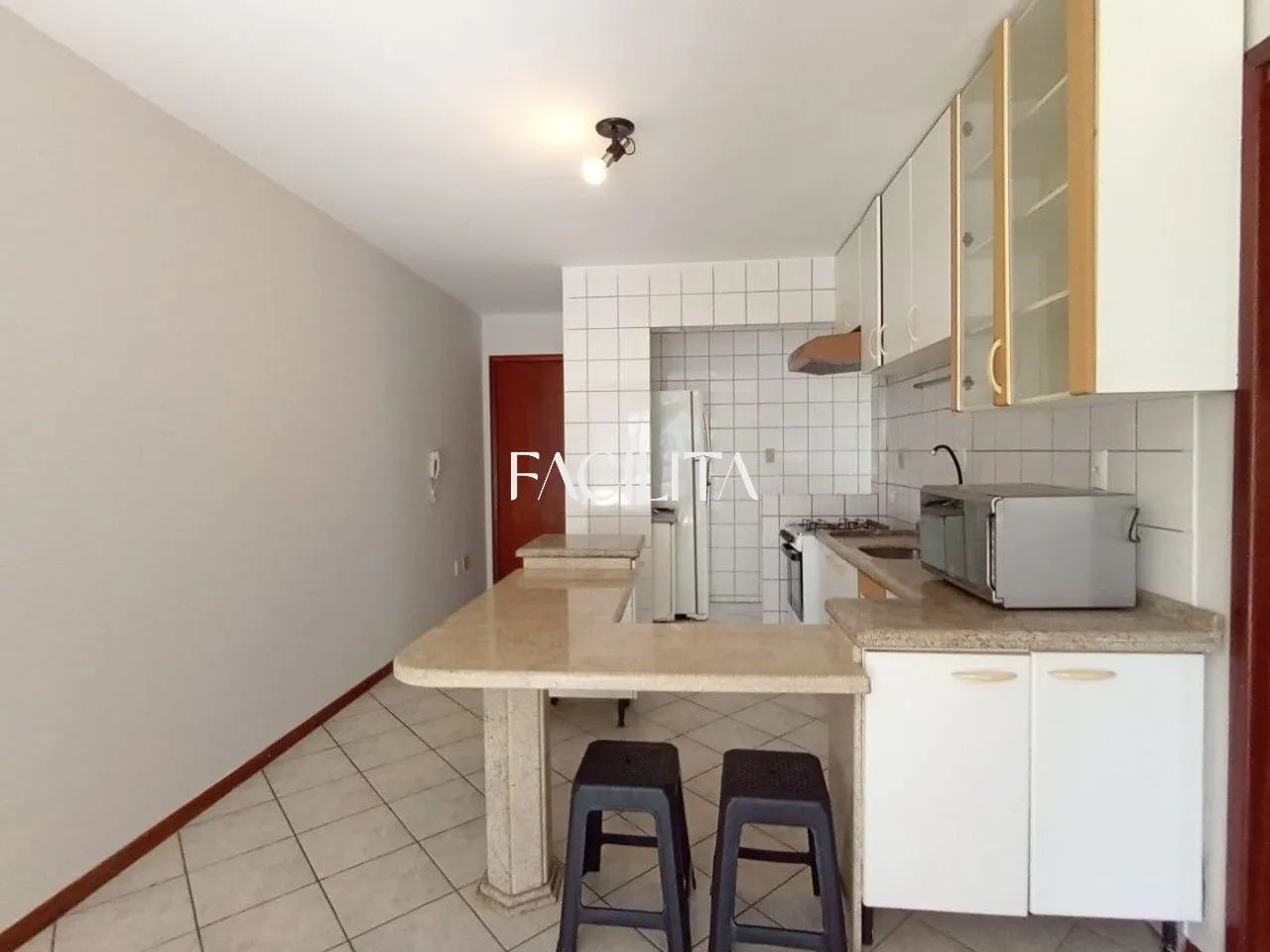 Apartamento com 2 quartos no bairro Carvoeira, Florianópolis - Foto 3
