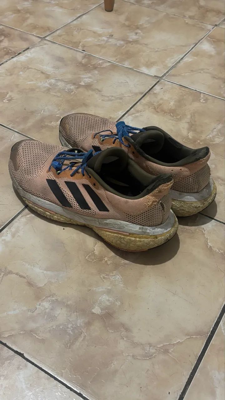 Adidas Solarglide 5 - Tamanho 41  - Foto 4