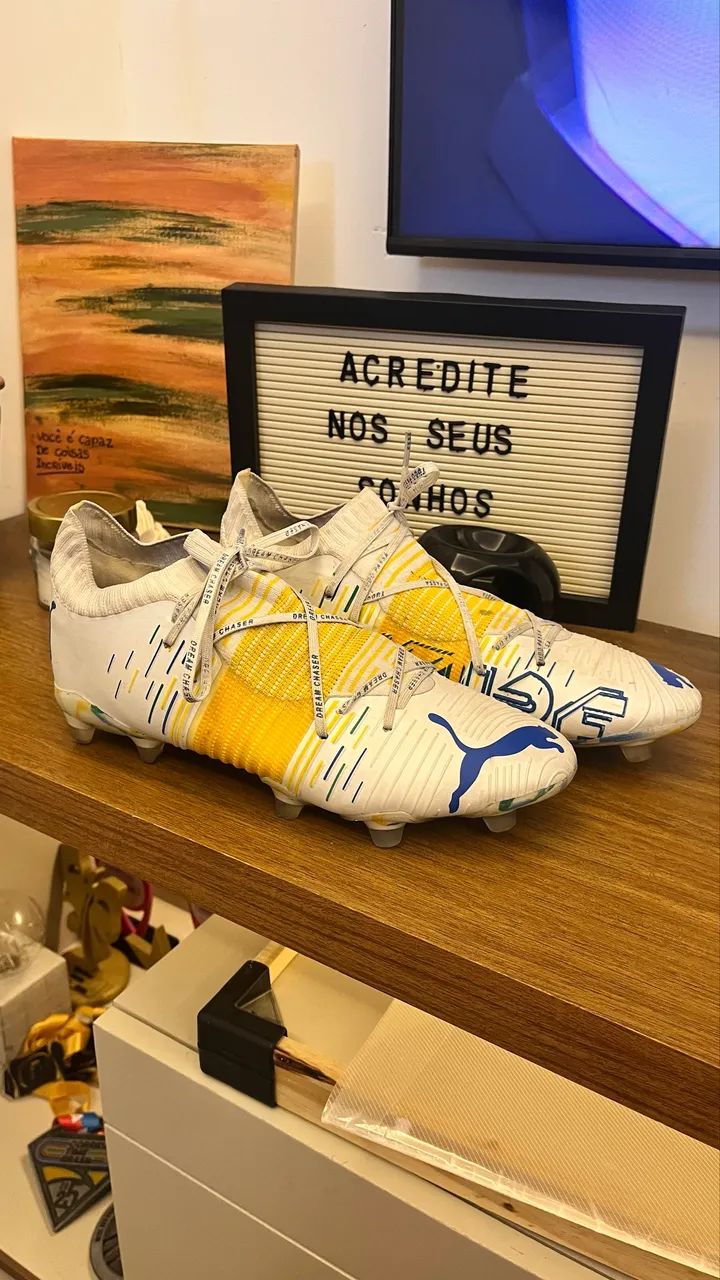 Chuteira puma future do Neymar tamanho 41/42