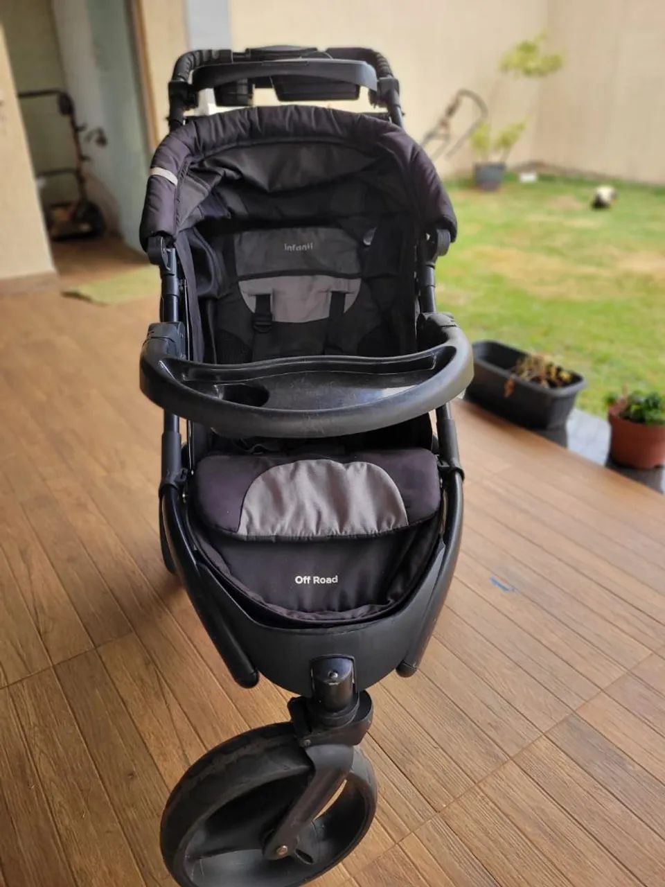Carrinho de bebê e bebê conforto - Foto 5