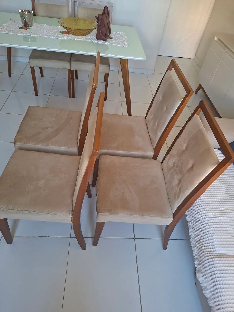 06 cardeiras compradas na casa decor - Foto 2