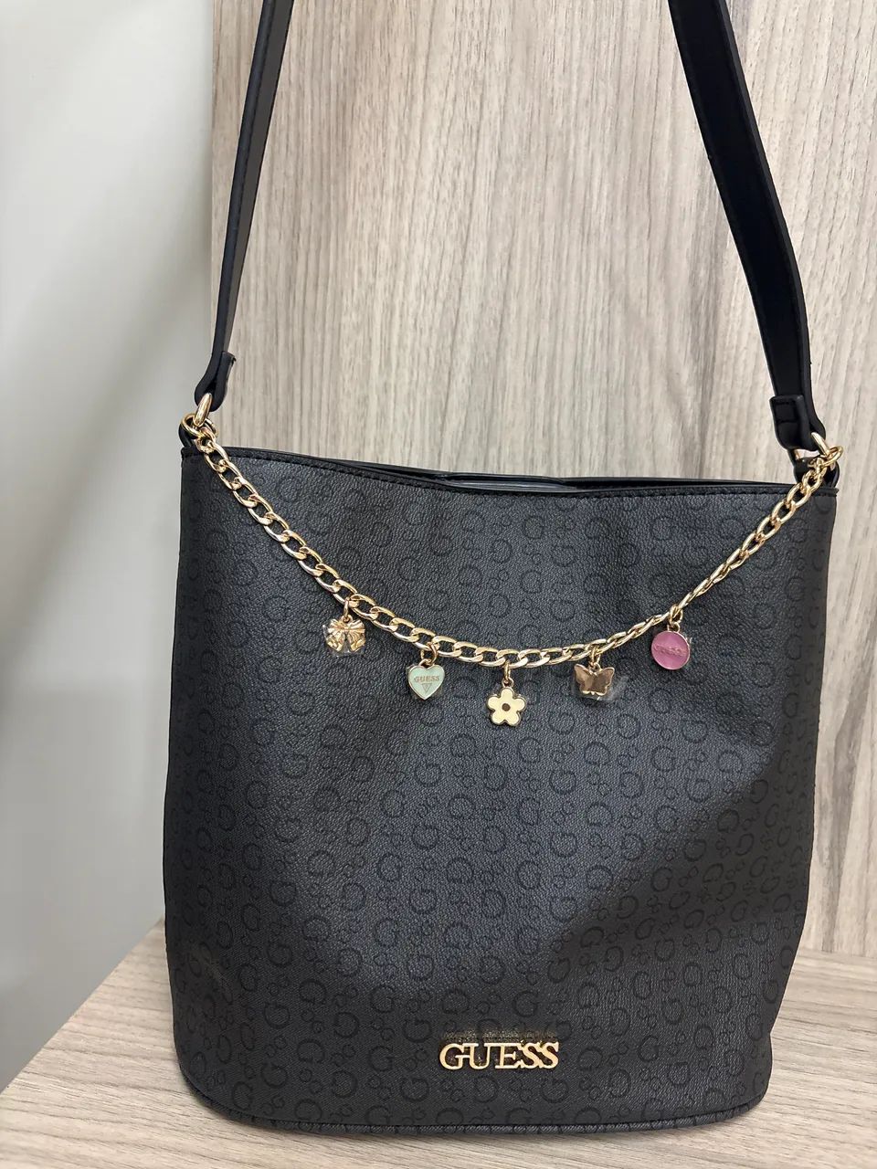 Bolsa Guess Preta Original - Nova com Etiquetas/Sem Uso - Foto 2