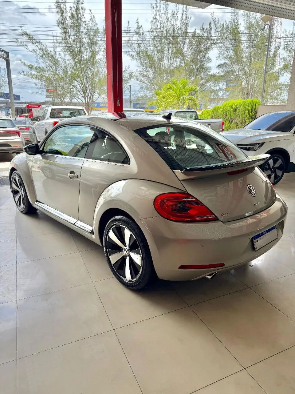 Fusca New Beetle 2.0 At Turbo Ano: 2014 - Foto 2