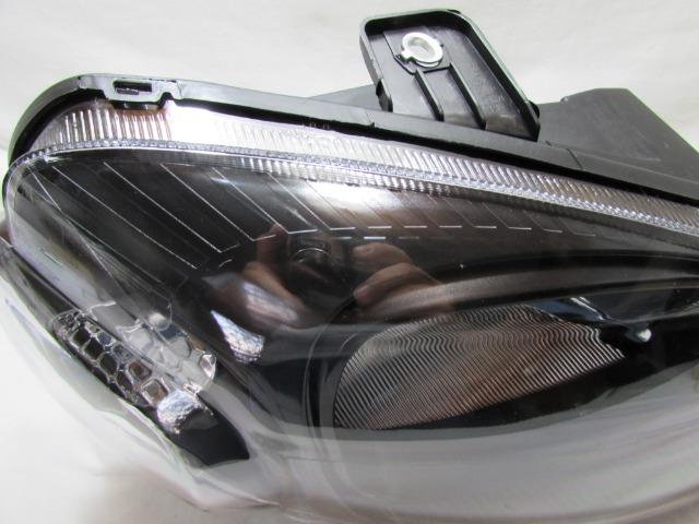 Farol Mascara Negra Uno Way Vivace 2010 11 a 2014 Direito - Foto 4
