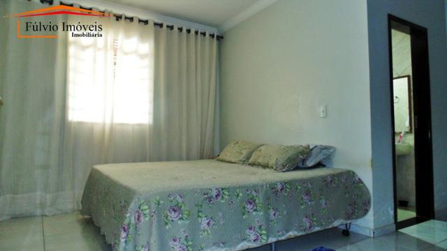 Excelente sobrado, aos pés do Park Way, 5 quartos, 2 suítes - Foto 4