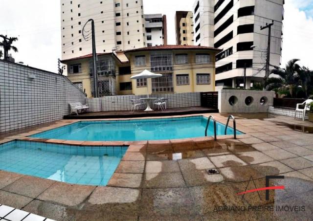 Apartamento com 4 quartos, próximo a Beira Mar