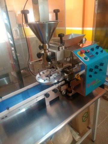 Máquina de salgados,coxinha bralyx