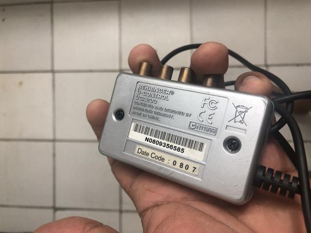 Interface BEHRINGER uca200