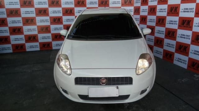 FIAT PUNTO ESSENCE 1.6 16V 5P 2011