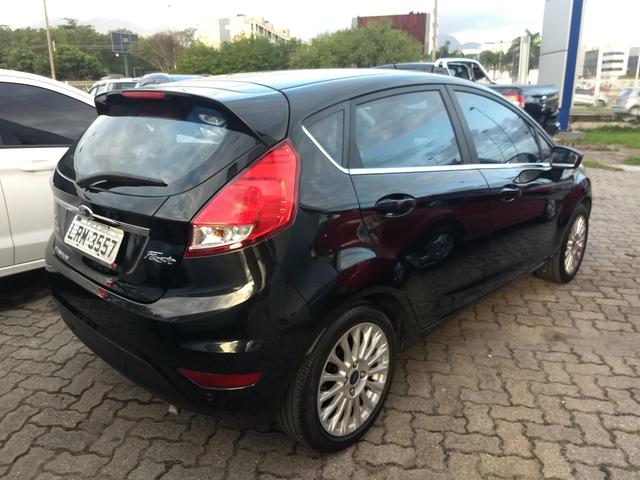 Fiesta Titanium automático com apenas 38 mil km - Foto 2
