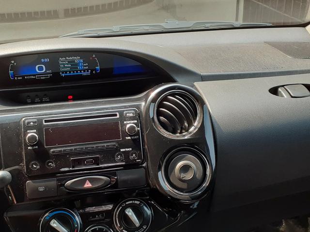 Ótimo Carro Etios Toyota Sedan 17/18 completo 42Mil$ - Foto 8