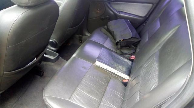 Ford Focus hatch - Foto 5