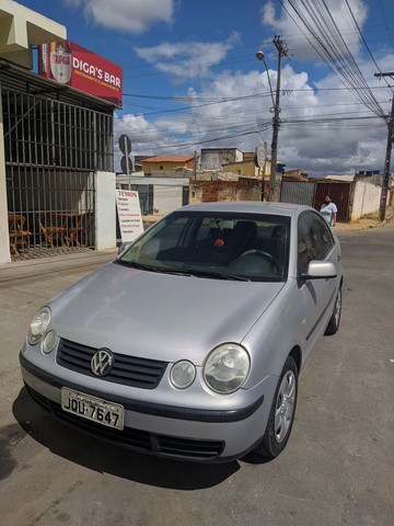 POLO SEDAN
