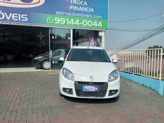 RENAULT SANDERO PRIVILÉGE 2012