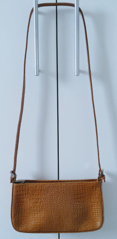 Bolsa em couro legítimo Corello