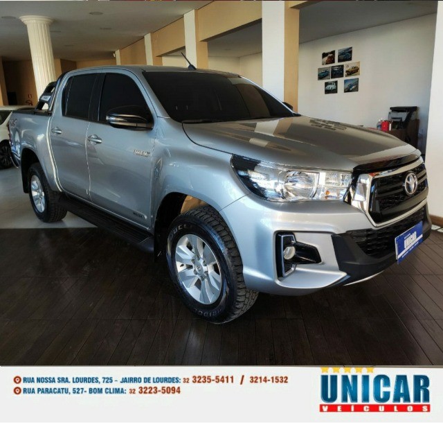 TOYOTA HILUX SR 2.8 4X4 DIESEL AUT. COMPLETO