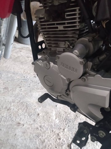 XTZ LANDER POUCO RODADA