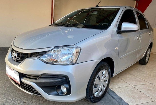 TOYOTA ETIOS X 1.5 MANUAL SEDAN*6 MARCHAS*CÂMERA DE RÉ*MULTIMÍDIA* 2018