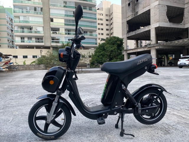 SCOOTER ELÉTRICA JPL