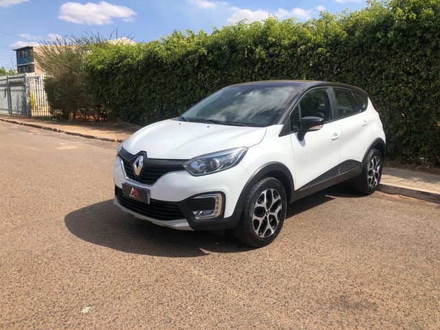 RENAULT CAPTUR INTENSE 1.6 AUTOMATICA