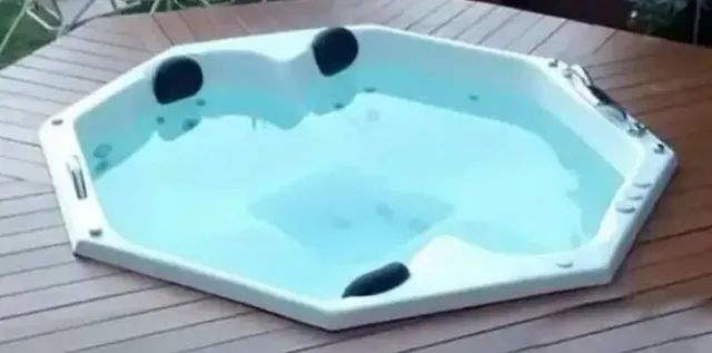 SPA SEXTAVADO COM HIDROMASSAGEM E AQUECEDOR MODELO DE 4 LUGARES - Foto 6