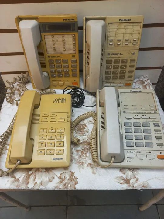 4 telefones antigos  - Foto 3